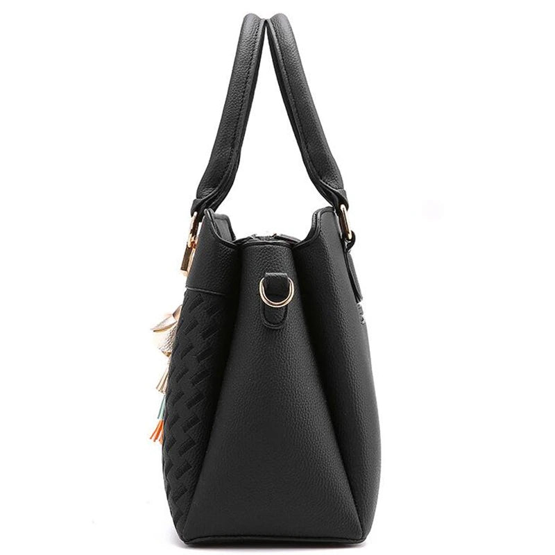 Grace Black Shoulder Bag