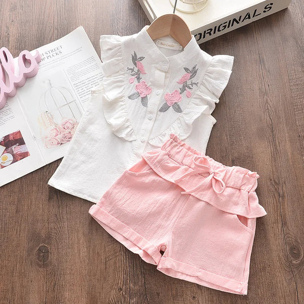 Conjunto de moda infantil para niñas