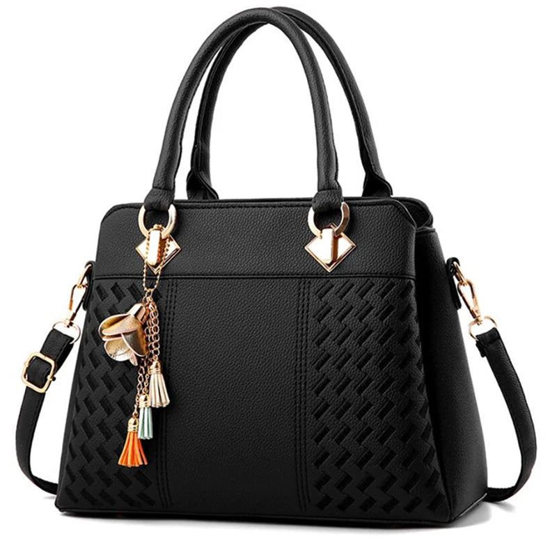 Grace Black Shoulder Bag